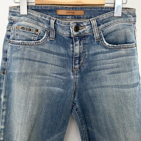 Joe’s Jeans, medium waisted boyfriend jean - Picture 3 of 4